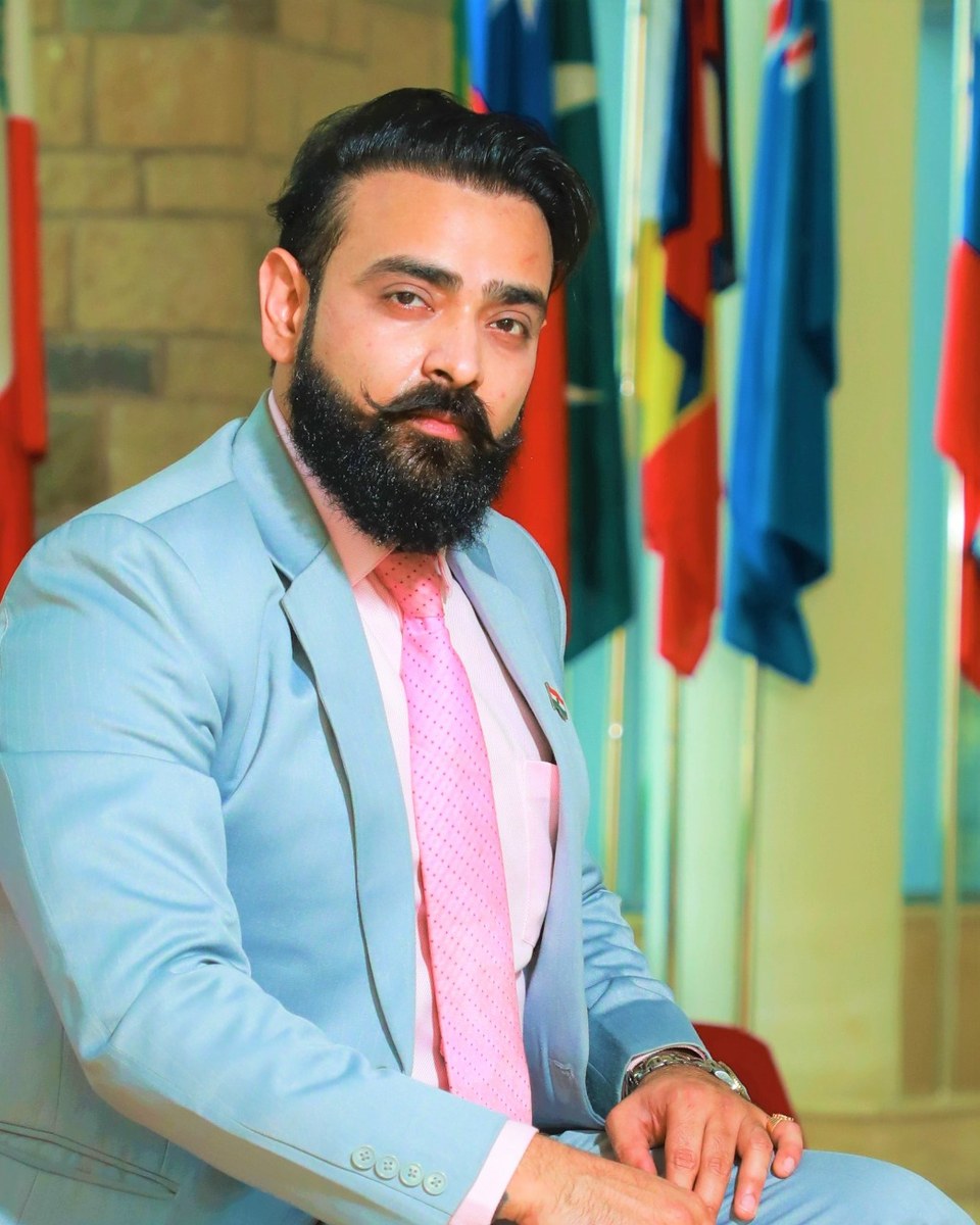 Kartik Dhar